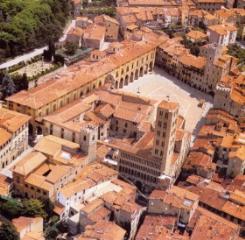 Xtrallusion offers characteristic Bed and Breakfast, B&B, Guest House, Hotel, Albergo and Country Lodge accommodation in Italy. Plus independent self-guided Walking, Adventure, Activity, Skiing and Paragliding Holiday itineraries on the Italian Rivieras, in the Italian Lakes, in the Italian Alps and in some of the most beautiful corners of Italy.